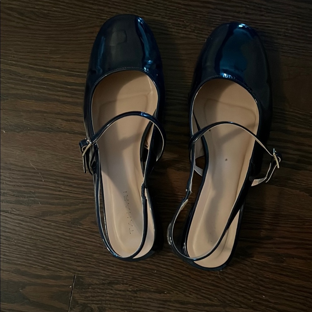 Tahari Blue Flats with Glossy Finish and Strap